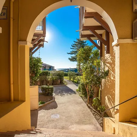 L'esquinade - J4 332 By Interhome Daire