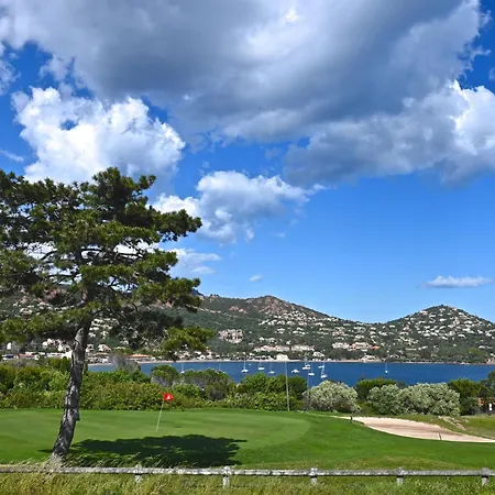 L'esquinade - J4 332 By Interhome Saint-Raphaël