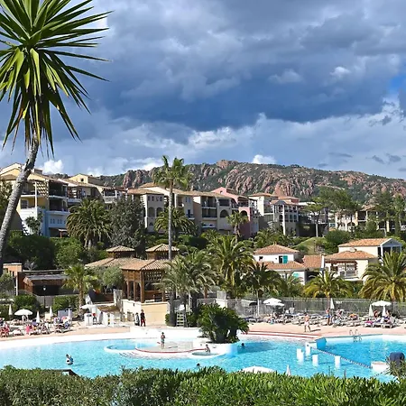 L'esquinade - J4 332 By Interhome Lejlighed Saint-Raphaël