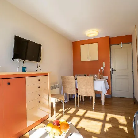 Апартаменты L'esquinade - J4 332 By Interhome Сен-Рафаэль