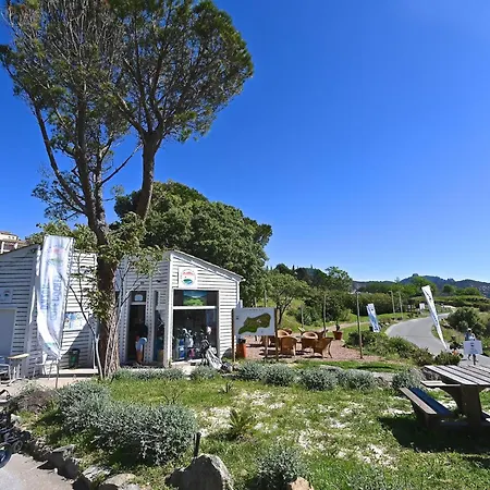 L'esquinade - J4 332 By Interhome Appartement
