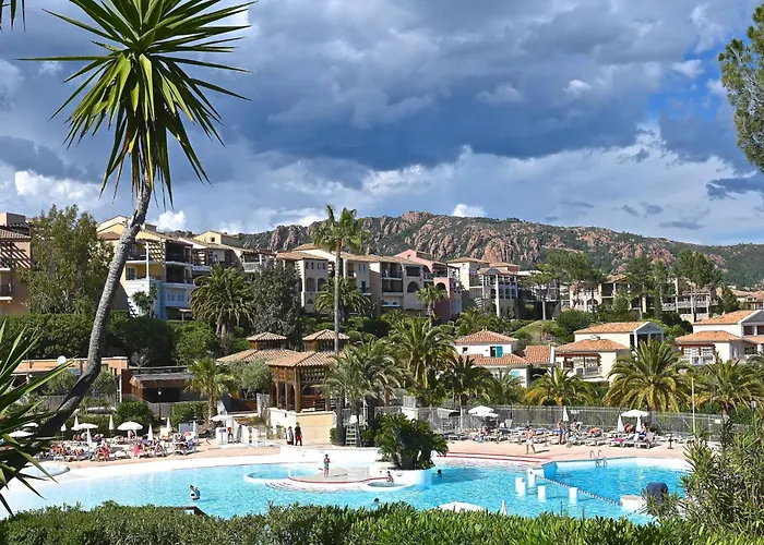 L'esquinade - J4 332 By Interhome Apartment Saint-Raphaël